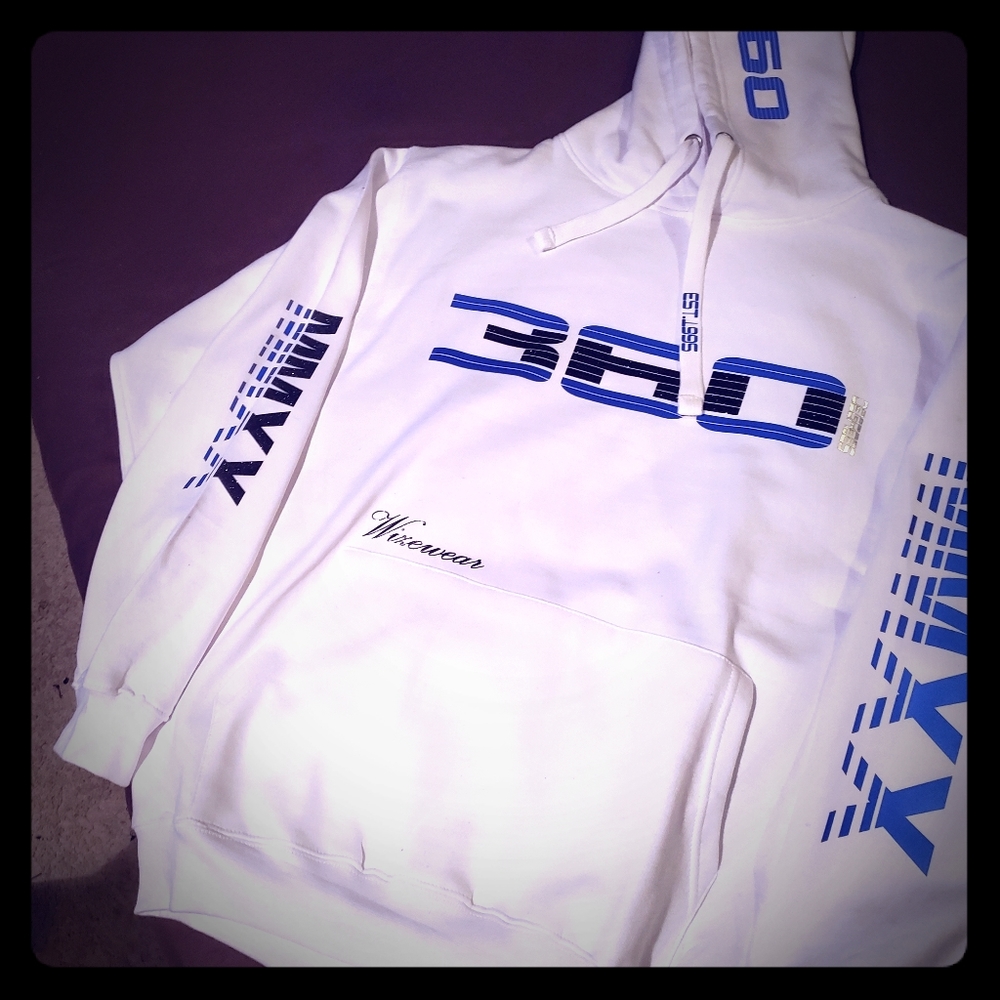 Wizewear360 hoodie  xL